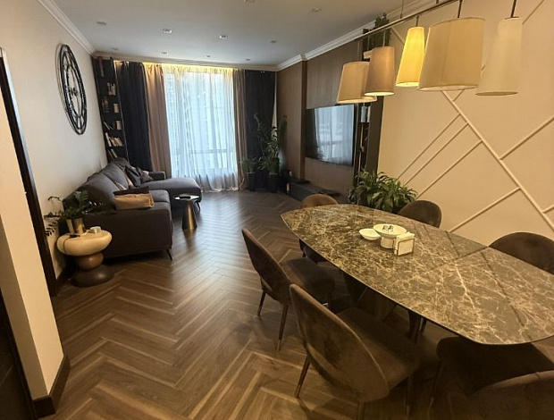 ЖК Аэробус квартира 4 комн. 130 кв.м. 7 этаж